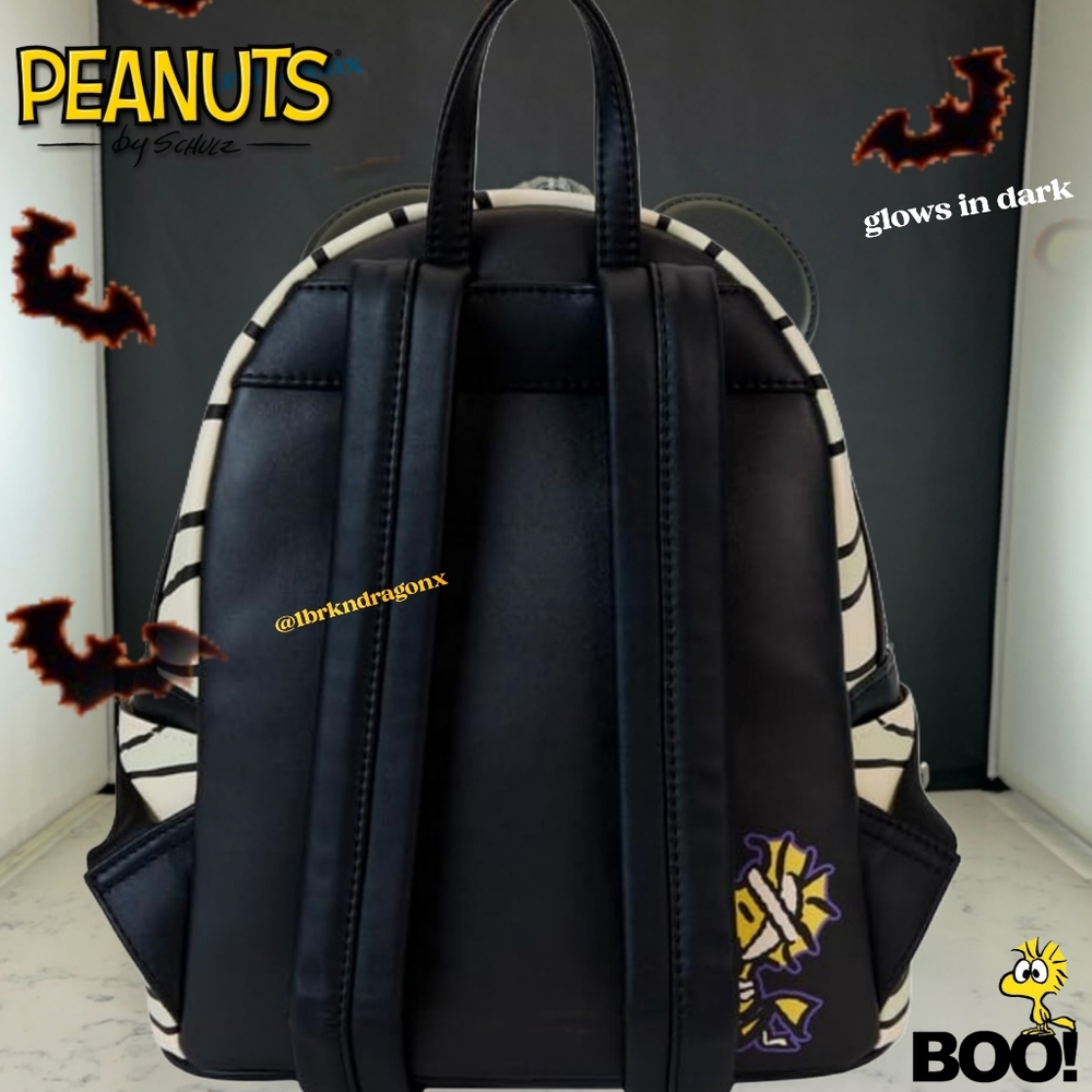 NWT Snoopy Peanuts Halloween Backpack Loungefly Snoopy Official - Picture 9 of 16